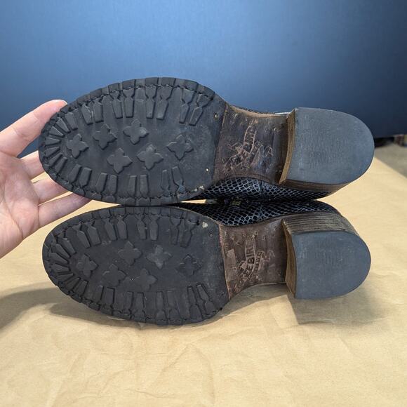 FREEBIRD by Steven Carlito Snake Black Leather Boots Snakeskin Embossed Bootie - Picture 5 of 8